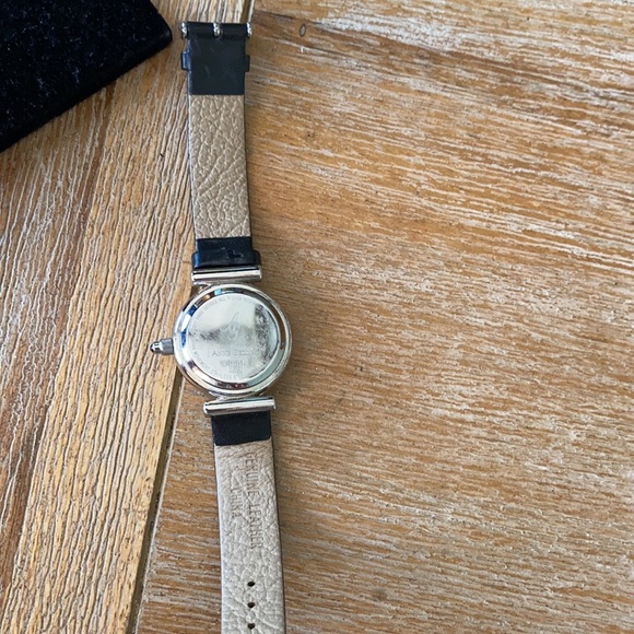 NEW Anne Geddes watch - Picture 5 of 5